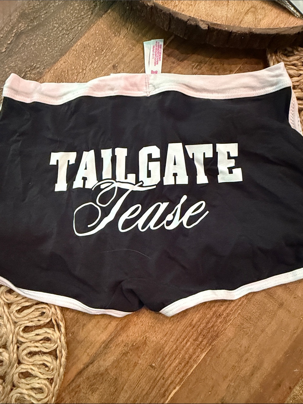 Victoria's Secret Black with Pink Trim - 'Tailgate Tease med undies nwt